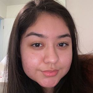 Meet your Posher, Angelique